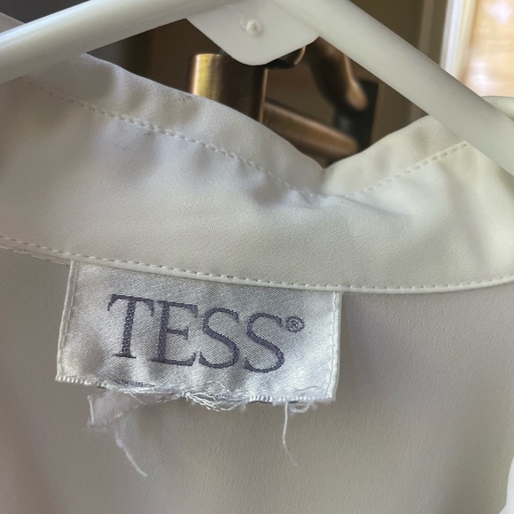 Vintage white button down blouse - Picture 5 of 10